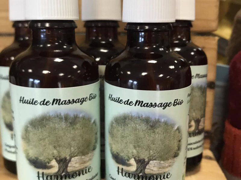 Mes produits Huiles de massage bio Harmonie, confort musculaire et articulaire, fabriquées avec des ingrédients naturels purs et sains.